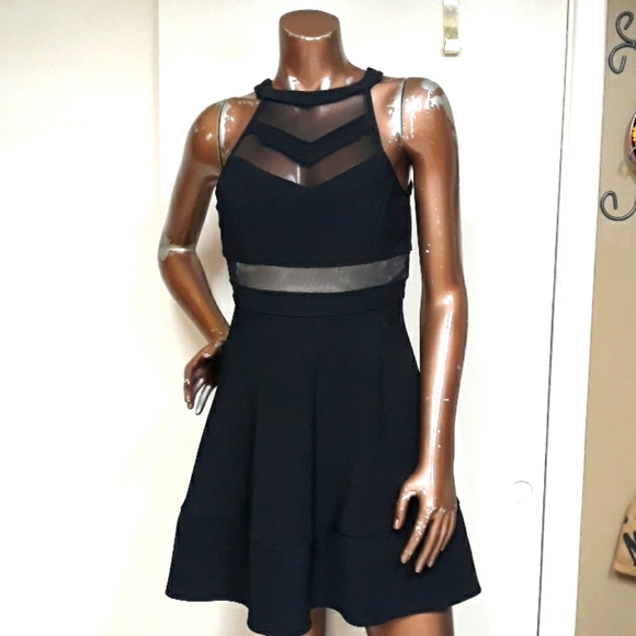 Windsor Dresses & Skirts - Windsor Adorable Lil Black Dress